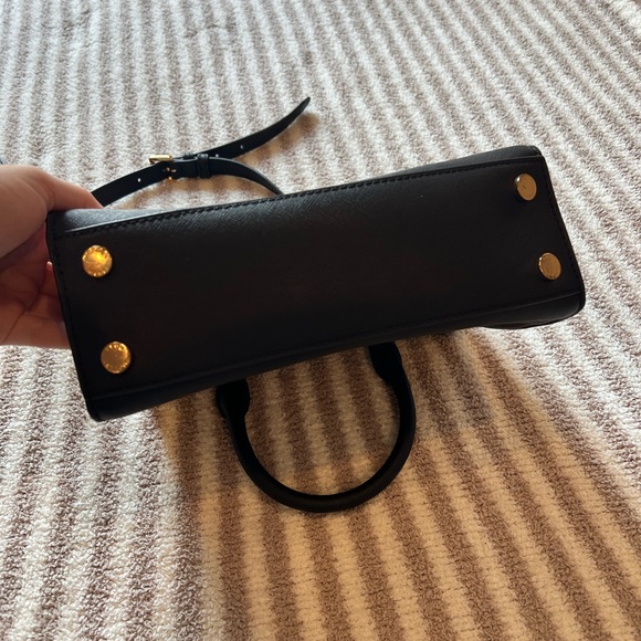 Michael Kors cross body purse - Picture 2 of 5